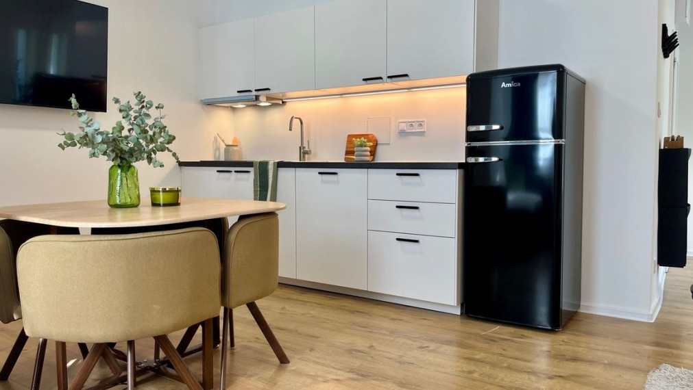 Na prenájom priestranná garsónka  v lokalite Horského parku TOP