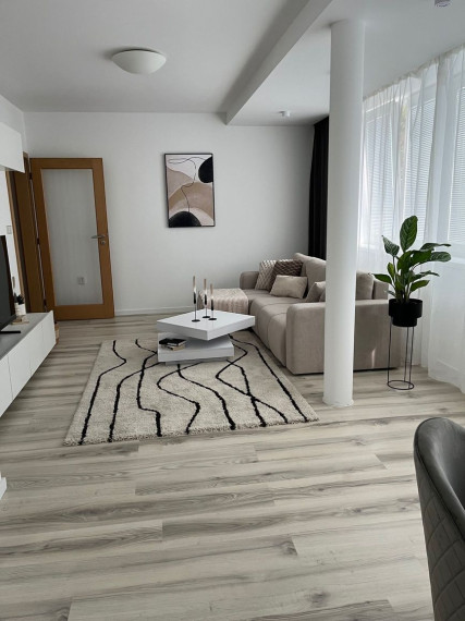 Prenájom- moderný 2i byt vo vile v Starom Meste TOP