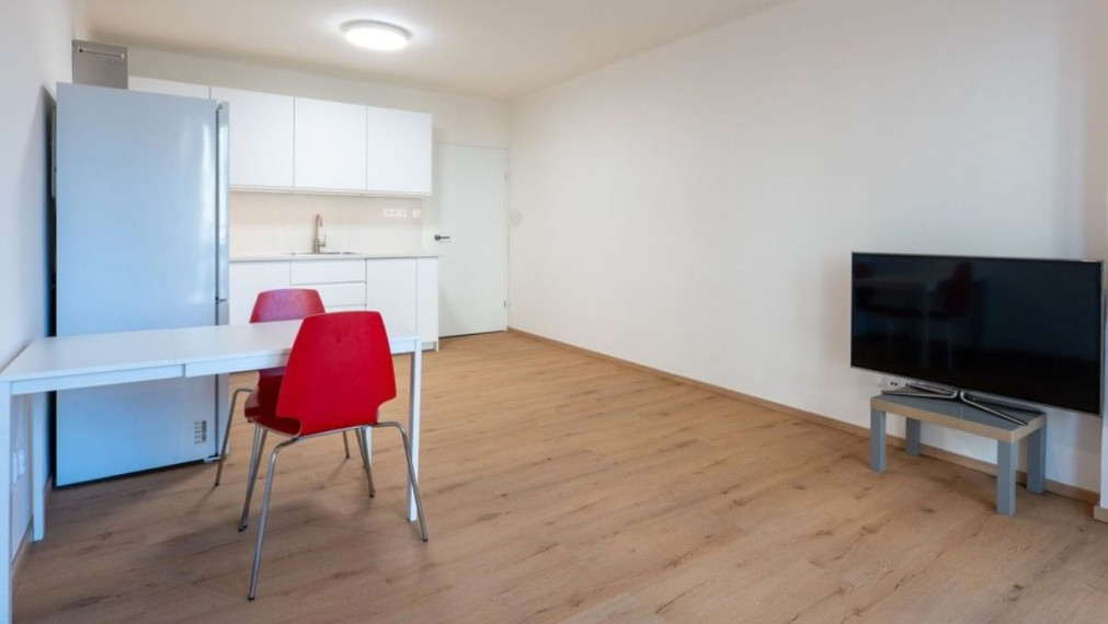 Na prenájom - 3i byt, ul.Páričkova Bratislava II TOP