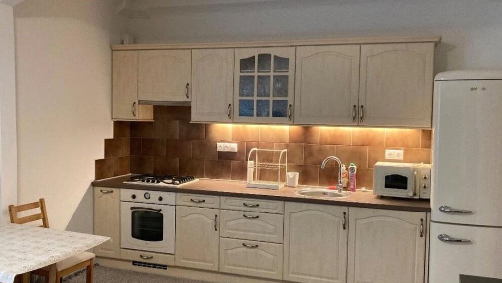 Byt na prenájom - ul. Haburská, Bratislava II TOP