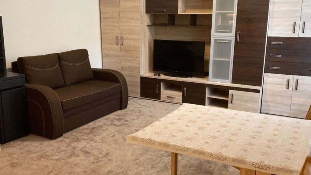 Byt na prenájom - ul. Haburská, Bratislava II TOP