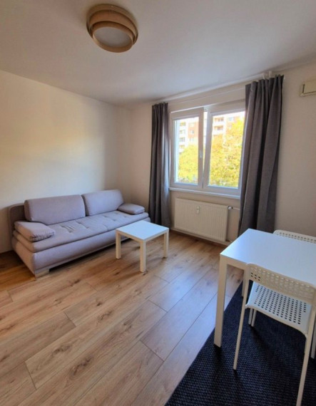 Byt na prenájom - ul. Záhradnícka, Bratislava II TOP