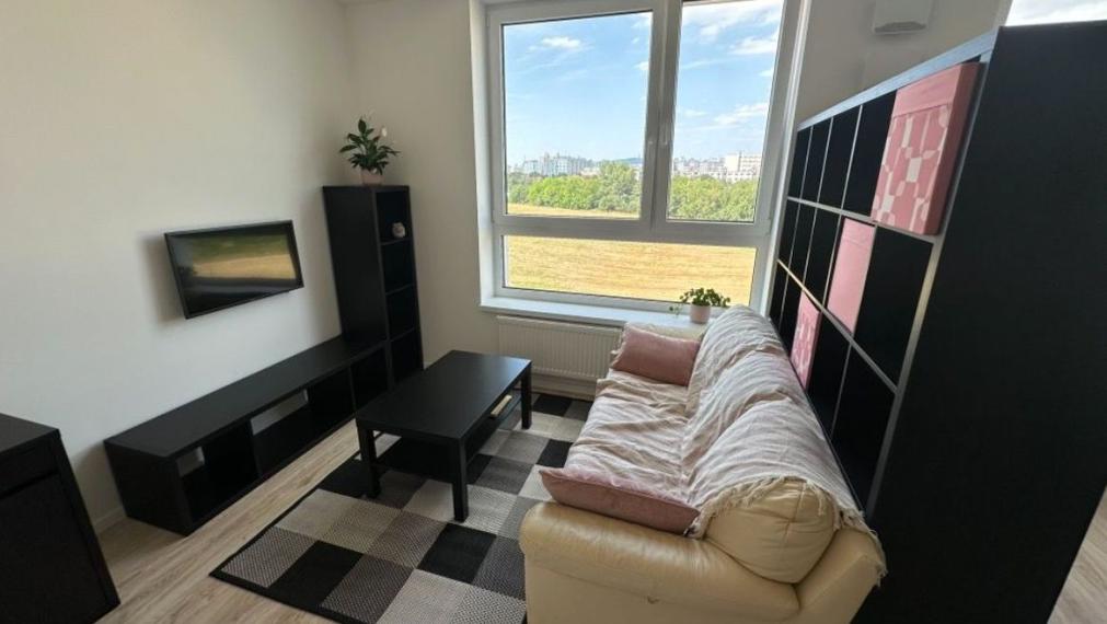 Byt na prenjaom - ul. Labutia, Bratislava V TOP