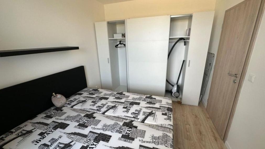 Byt na prenjaom - ul. Labutia, Bratislava V TOP