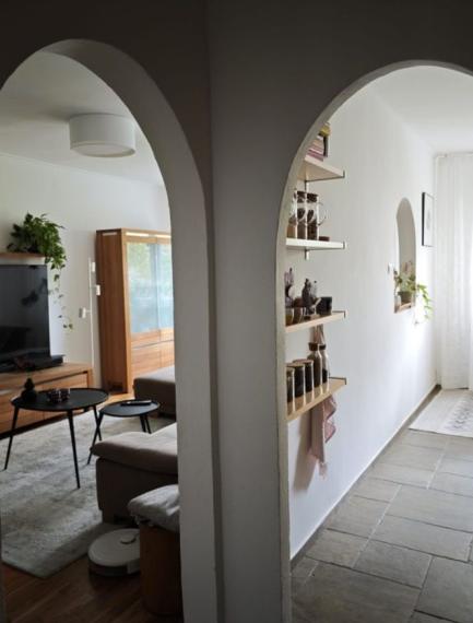 3-izbový byt s balkónom, ul. Vilová,  Bratislava V TOP