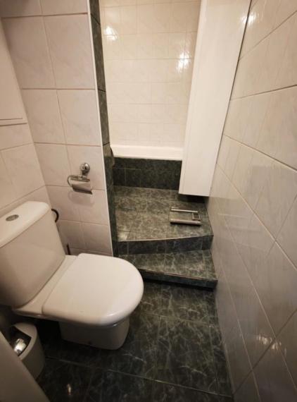 3-izbový byt s balkónom, ul. Vilová,  Bratislava V TOP