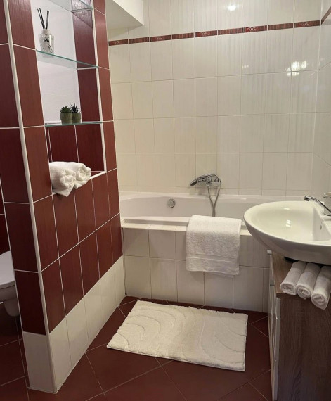 4i byt na prenájom - ul. Dolná, Bratislava I TOP