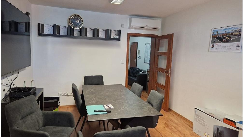 Kancelársky priestor na prenájom - Senec