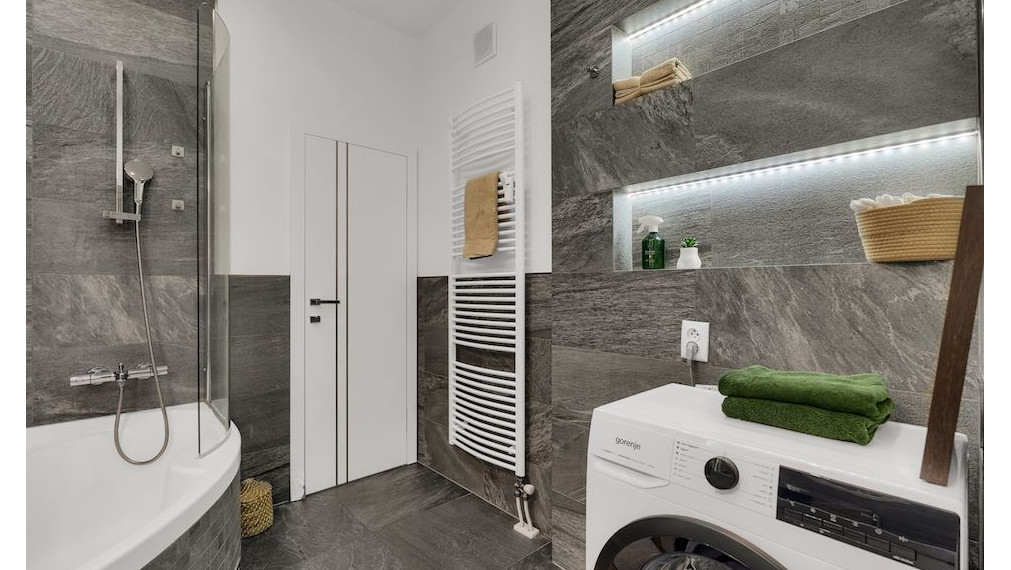 Presvetlený a výnimočný 3-izbový byt, Bratislava I TOP