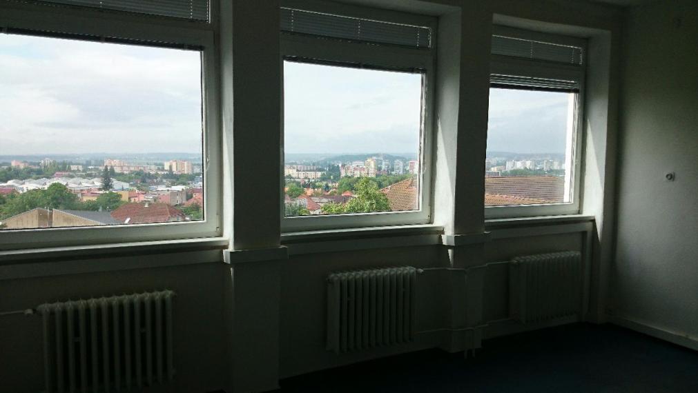 kancelárske priestory v administratívnej budove , Nitra