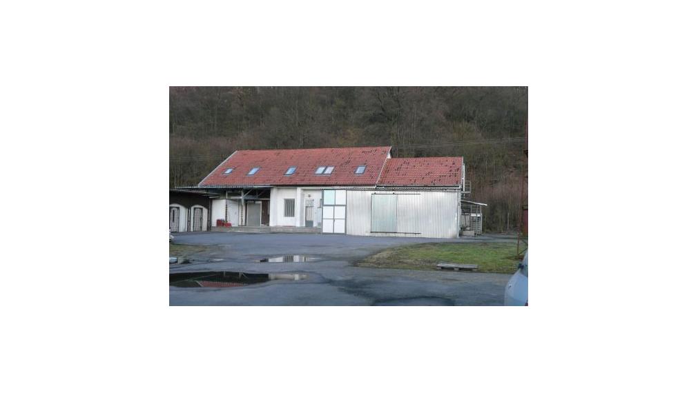 Prevádzkovo-výrobný priestor v obci Drážovce