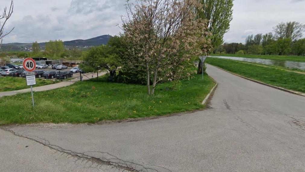 Prenájom spevnenej plochy