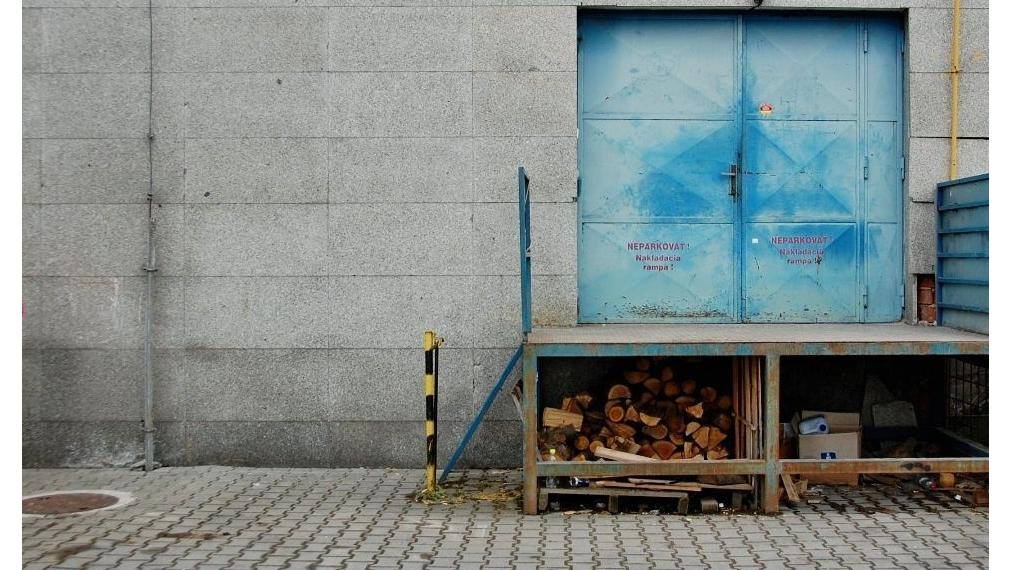 Obchodné priestory,Trenčín, Za mostami