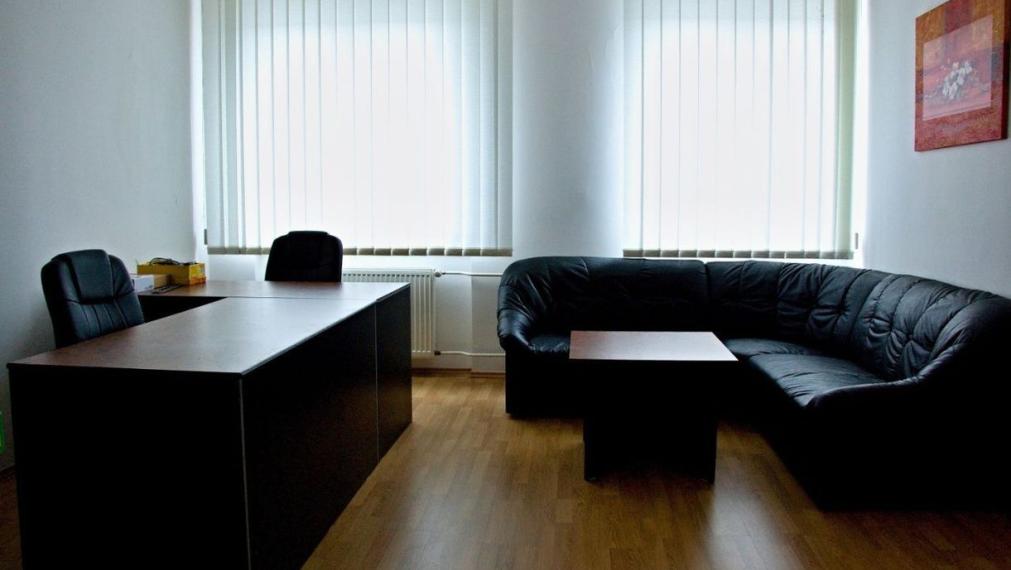 Administratívne priestory, Trenčín – Sihoť I