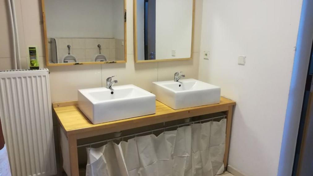 Nebytové prevádzkové priestory a ubytovacie priestory na predaj Trnava, cena:360 000 €