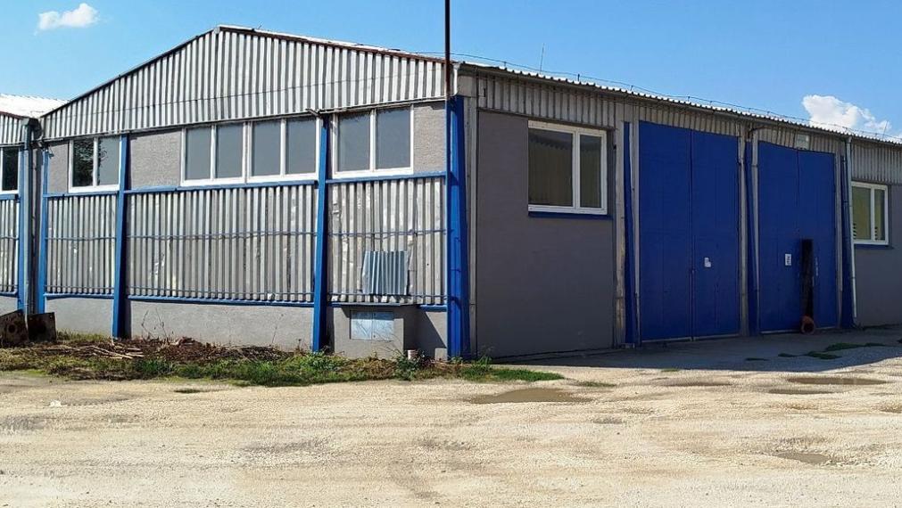 Priemyselný areál, Nové Mesto nad Váhom