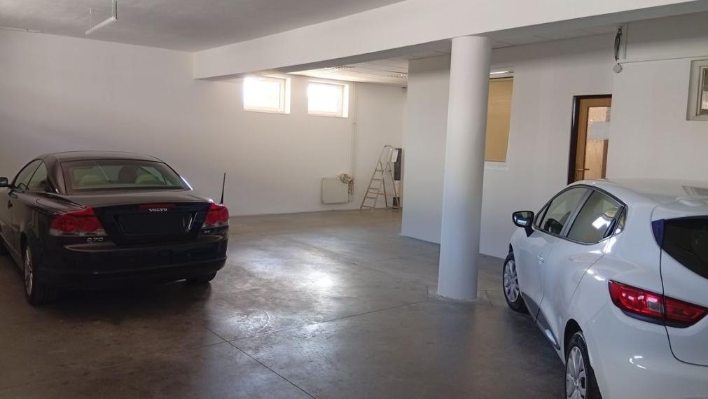 Komerčný areál,  Nové Mesto nad Váhom