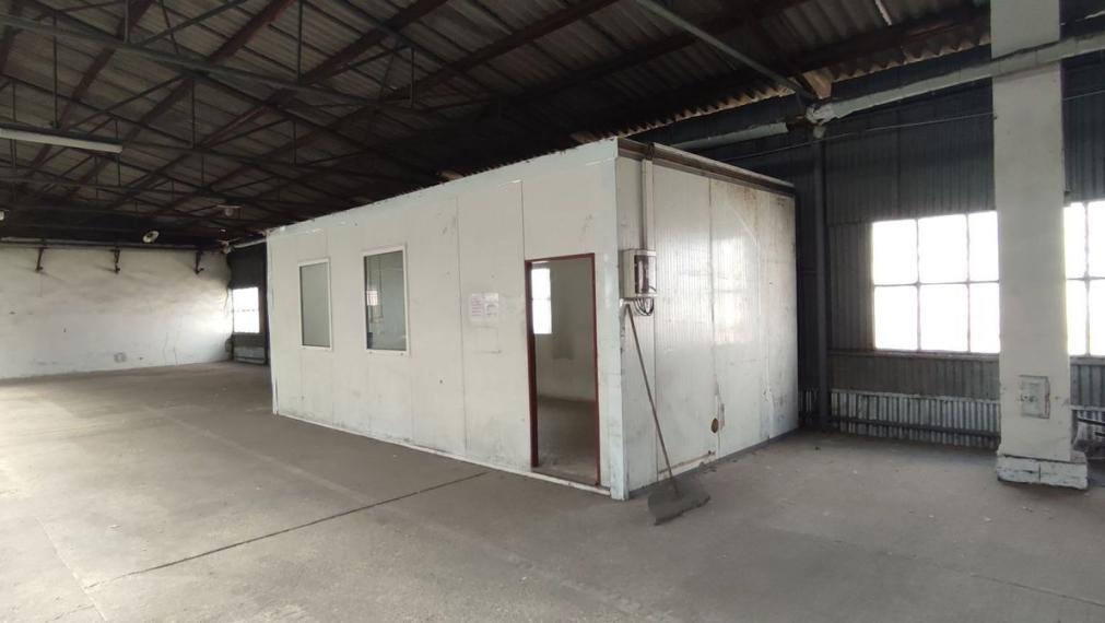 Skladová hala, Galanta