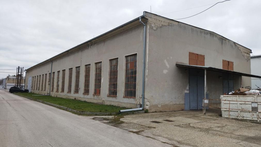 Skladový priestor/hala s kanceláriami, Galanta