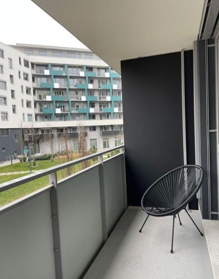 Byt na prenájom - ul. Hraničná, Bratislava II TOP