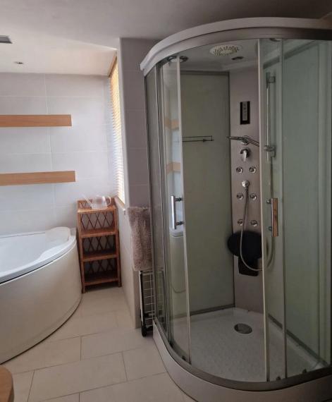 Byt na prenájom - ul. Rezedová, Bratislava II TOP