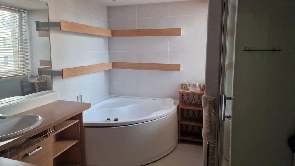 Byt na prenájom - ul. Rezedová, Bratislava II TOP