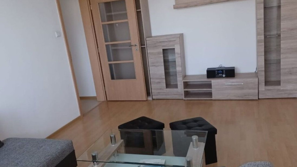  2 izbový byt, ul.Estonská, Bratislava II TOP