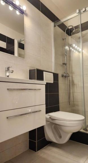 Zrekonštruovaná dvojgarsónka, Bratislava V TOP