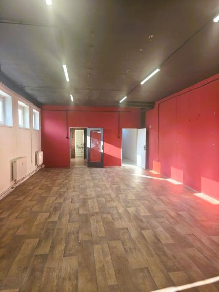 Výrobný priestor na prenájom - Bratislava III