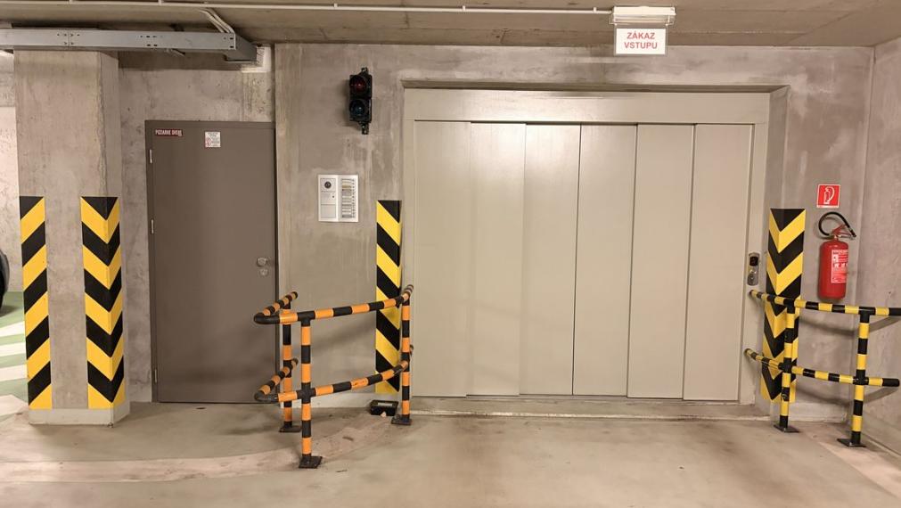 Parkovacie miesto na prenájom - ul. Panenská, Bratislava I 