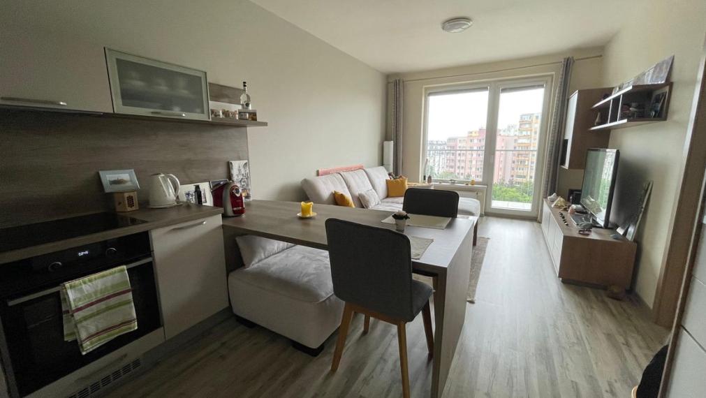 Byt na prenájom - ul. Jégého Alej, Bratislava II TOP