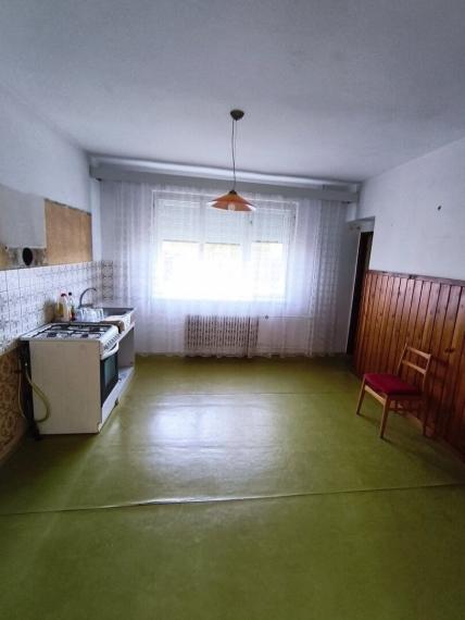 Chata na predaj - Holíč