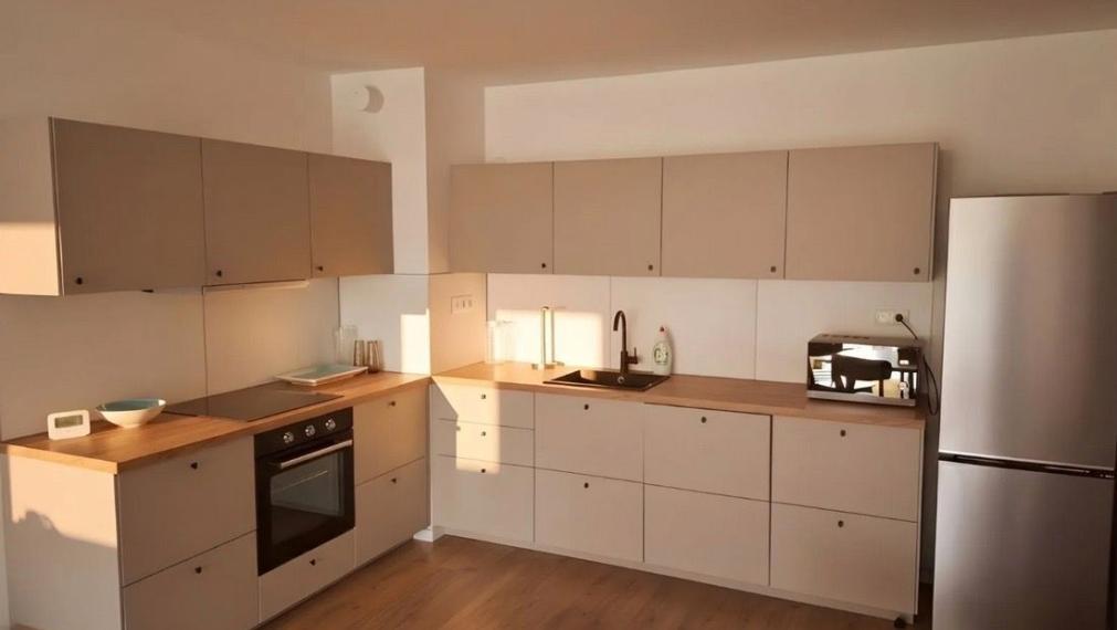 Byt na prenájom - ul. Skalická cesta, Bratislava III TOP