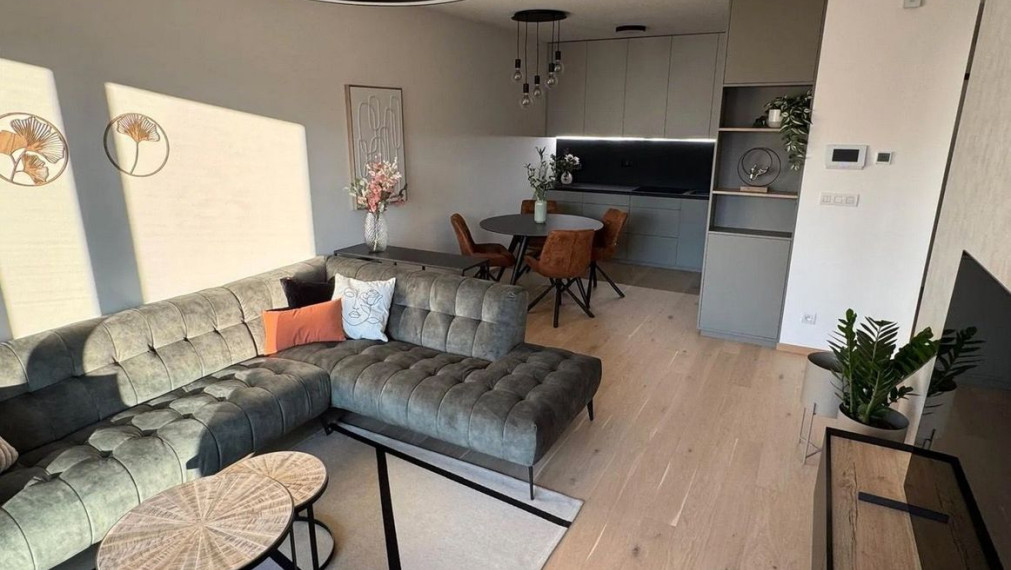 Byt na prenájom - ul. Páričkova, Bratislava II TOP 