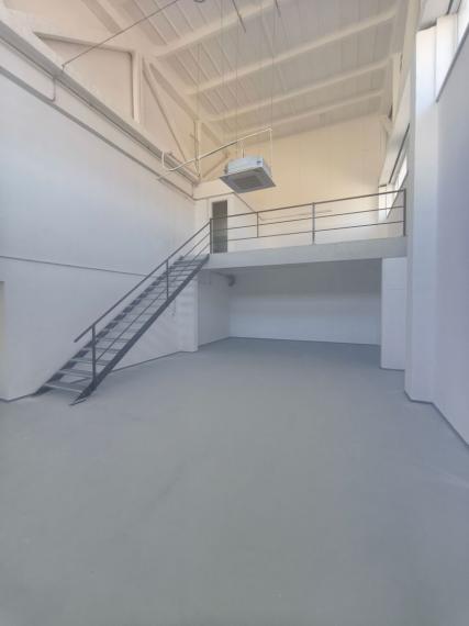 Priestor pre sklad na prenájom - Bratislava III