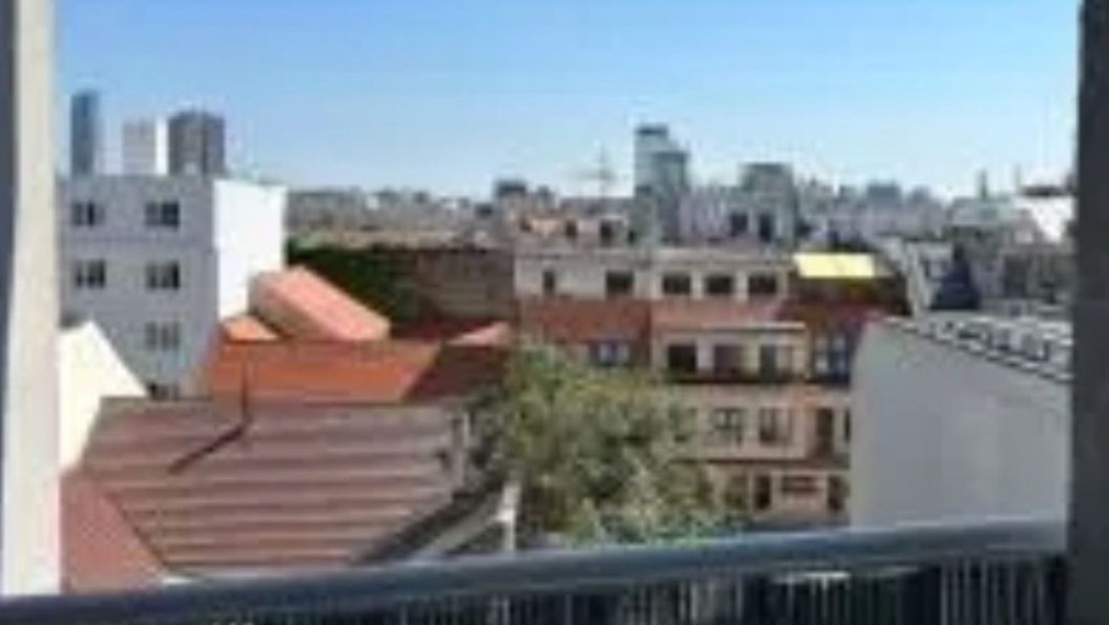  2-izbový byt  v historickom dome, ul.Námestie 1. mája, Bratislava I TOP