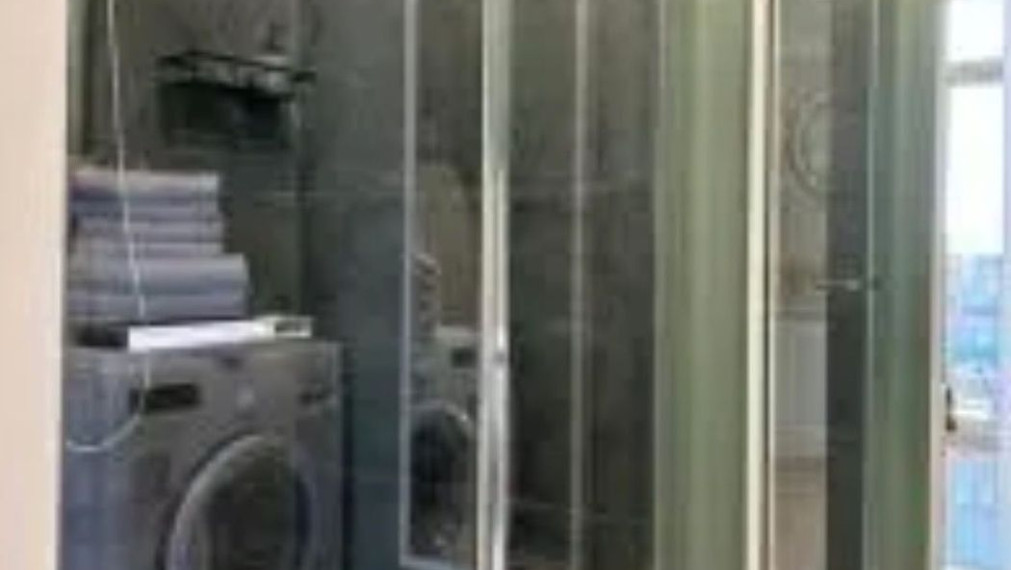  2-izbový byt  v historickom dome, ul.Námestie 1. mája, Bratislava I TOP