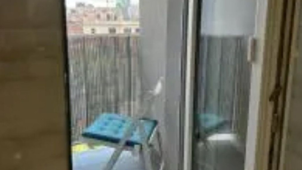  2-izbový byt  v historickom dome, ul.Námestie 1. mája, Bratislava I TOP