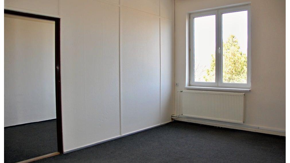 Na prenájom kancelárske priestory v budove na Sihoti ,Trenčín