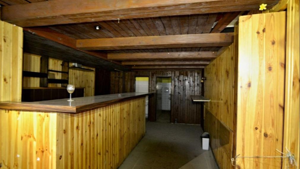 Obchodný priestor – bývalá reštaurácia, Trenčín