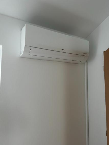 Obchodno-kancelárske priestory na pešej zóne s parkovaním