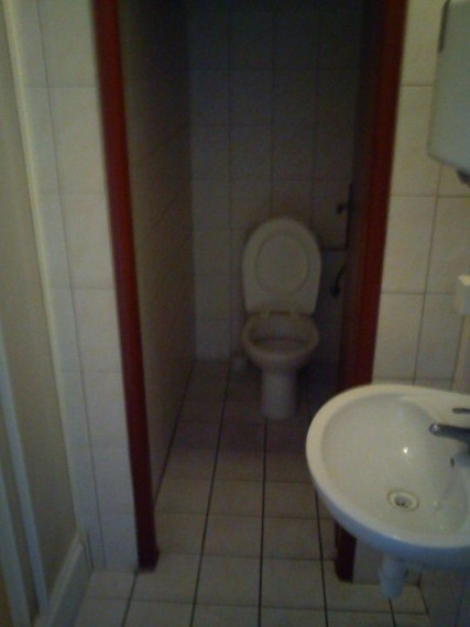 NA PRENÁJOM DOM NA PODNIKATEĽSKÉ ÚČELY Nitra