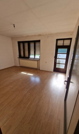 Na predaj 8-izbový rodinný dom v Galante TOP