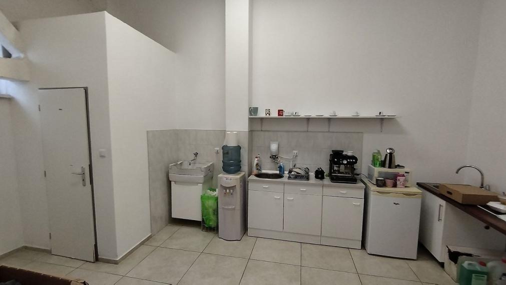 Skladový priestor/hala s kanceláriami, Galanta