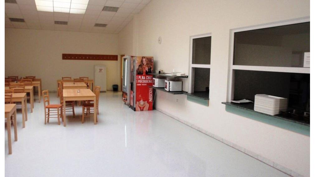 Výrobné, distribučné, parkovacie a kancelárske priestory, Trnava