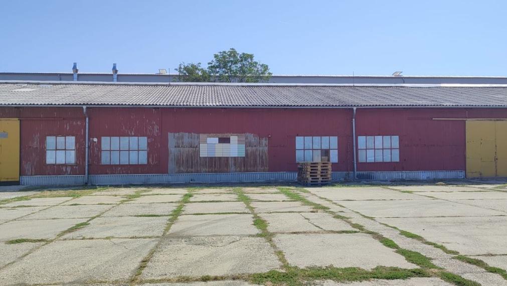 Skladová hala, Galanta