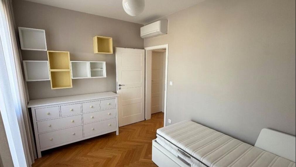 Byt na prenájom - ul. Dunajská, Bratislava I TOP