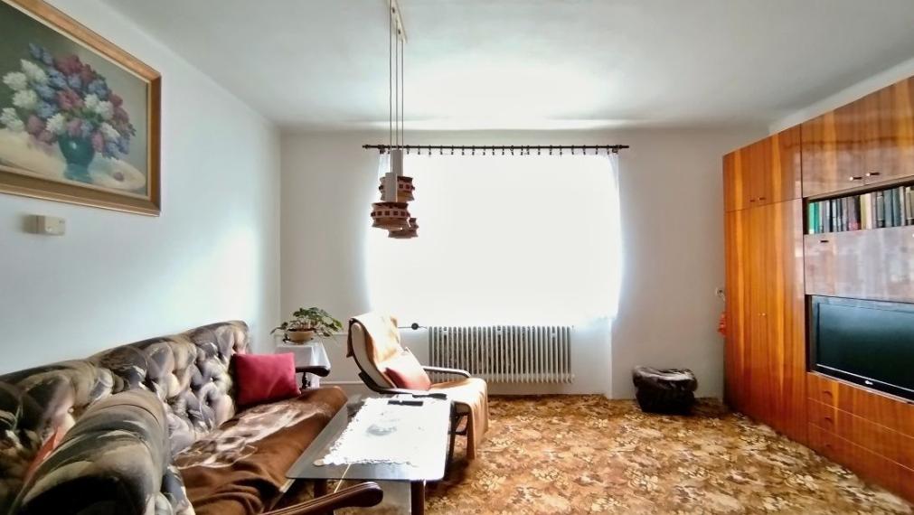 Rodinný dom v rekreačnej časti mesta Trenčín, Kubrica