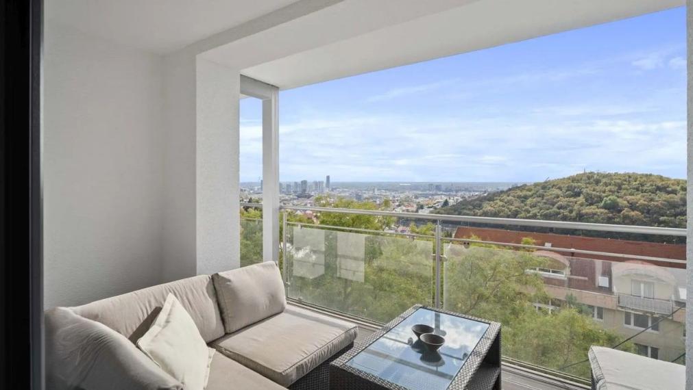 Luxusný 3i byt ul.Ladislava Dérera, Bratislava III TOP