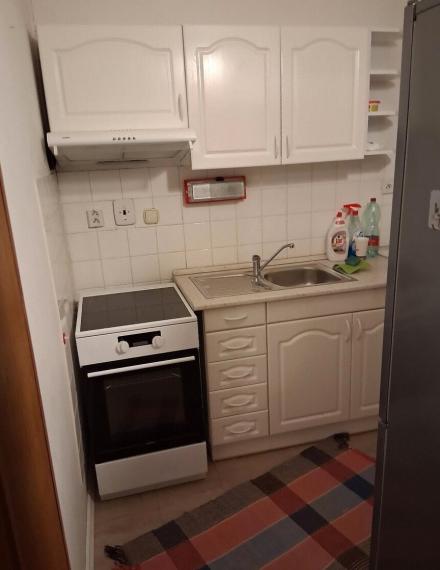 Na prenájom - 2i byt, ul.Podzáhradná, Bratislava II TOP